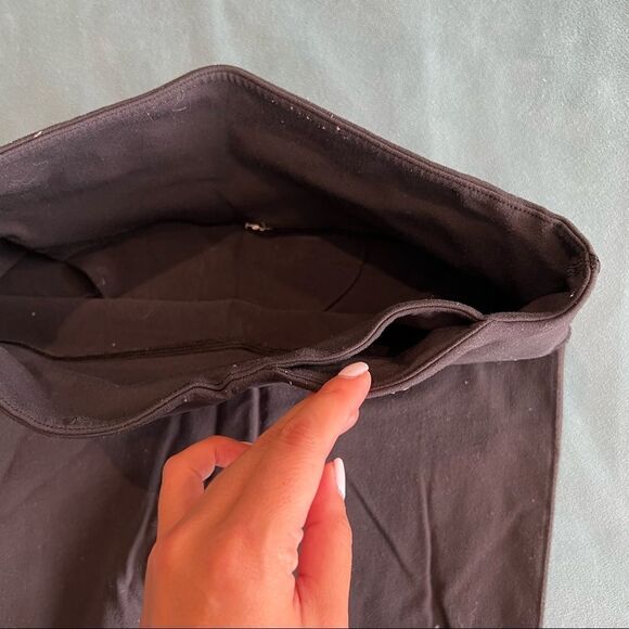 Lululemon Cropped Tights - Picture 8 of 11